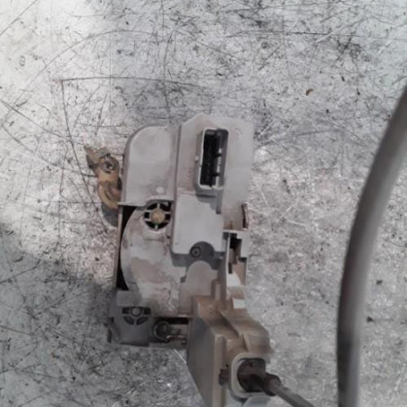 Serrure avant droit PEUGEOT 307