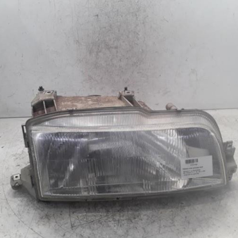 Optique avant principal droit (feux)(phare) RENAULT R21