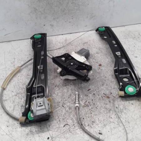 Leve vitre electrique avant droit MERCEDES CLASSE GLA 156 Photo n°1