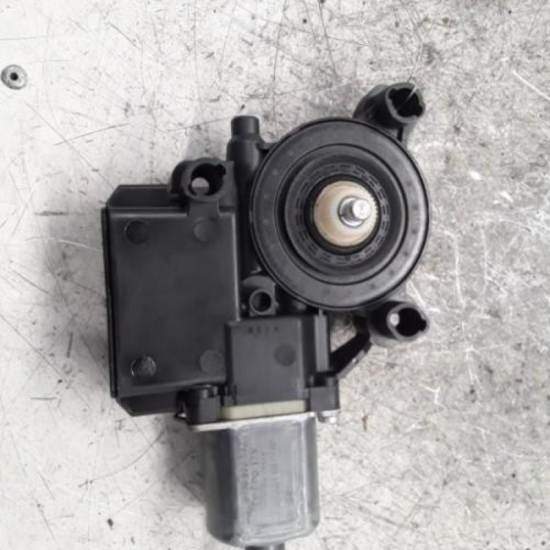 Moteur leve vitre arriere gauche VOLKSWAGEN POLO 5