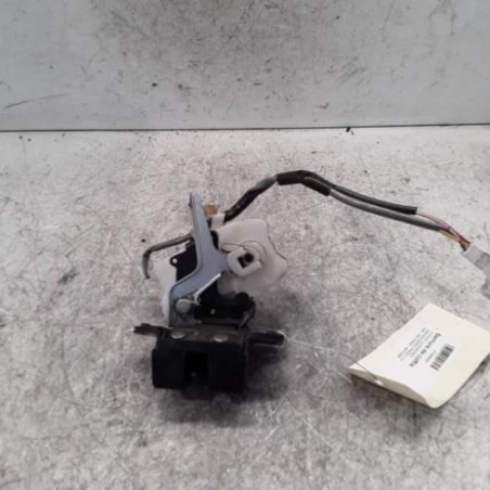 Serrure de coffre TOYOTA AVENSIS VERSO Photo n°1