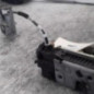 Serrure avant gauche PEUGEOT 208 1