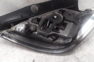 Feu arriere principal droit (feux) OPEL ASTRA H Photo n°3