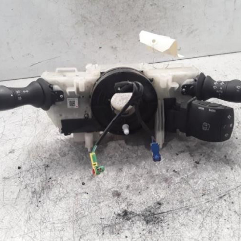 Com (Bloc Contacteur Tournant+Commodo Essuie Glace+Commodo Phare) RENAULT GRAND SCENIC 3