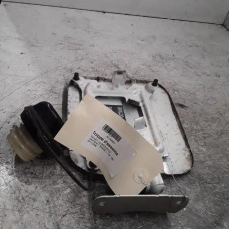 Trappe d'essence NISSAN QASHQAI 1