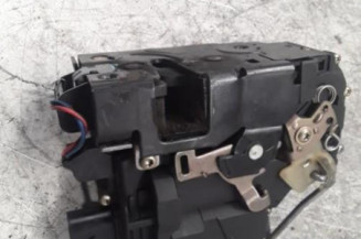 Serrure avant gauche VOLKSWAGEN GOLF 4