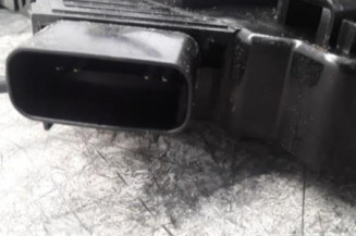 Serrure arriere gauche HYUNDAI I 20 2 Photo n°3