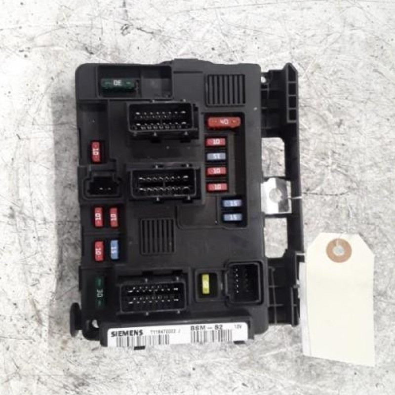 Boitier servitude moteur (BSM) PEUGEOT 206