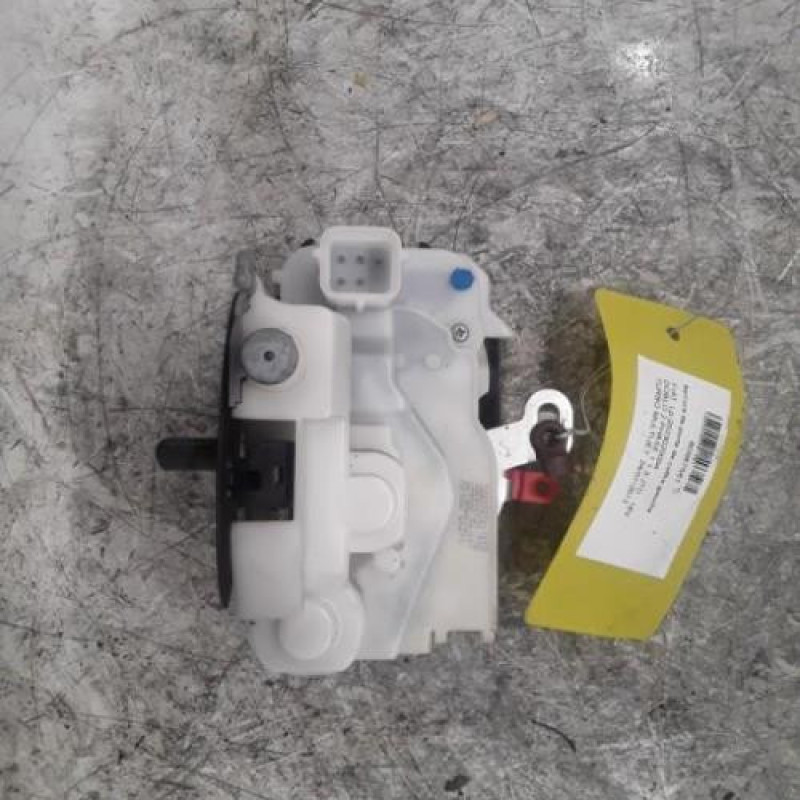 Serrure de porte de coffre gauche FIAT DOBLO 2