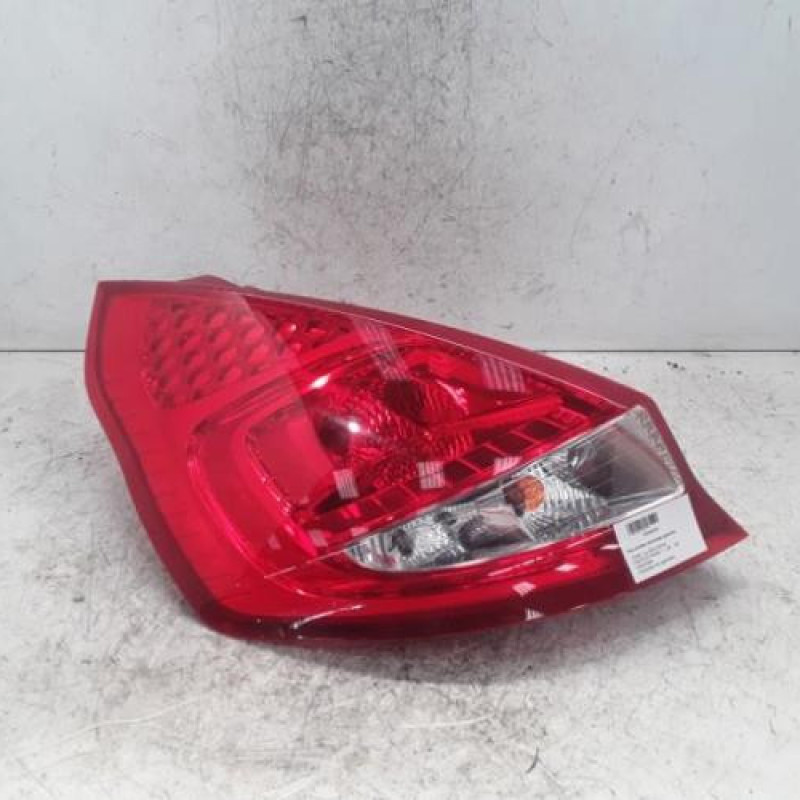 Feu arriere principal gauche (feux) FORD FIESTA 6 Feu arriere principal gauche (feux) FORD FIESTA 6