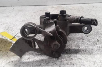 Etrier arriere droit (freinage) HYUNDAI I 20 2 Photo n°3