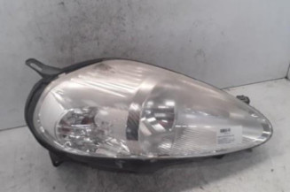 Optique avant principal droit (feux)(phare) FIAT GRANDE PUNTO Photo n°1