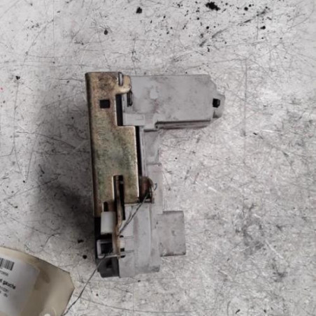 Serrure avant gauche PEUGEOT 307
