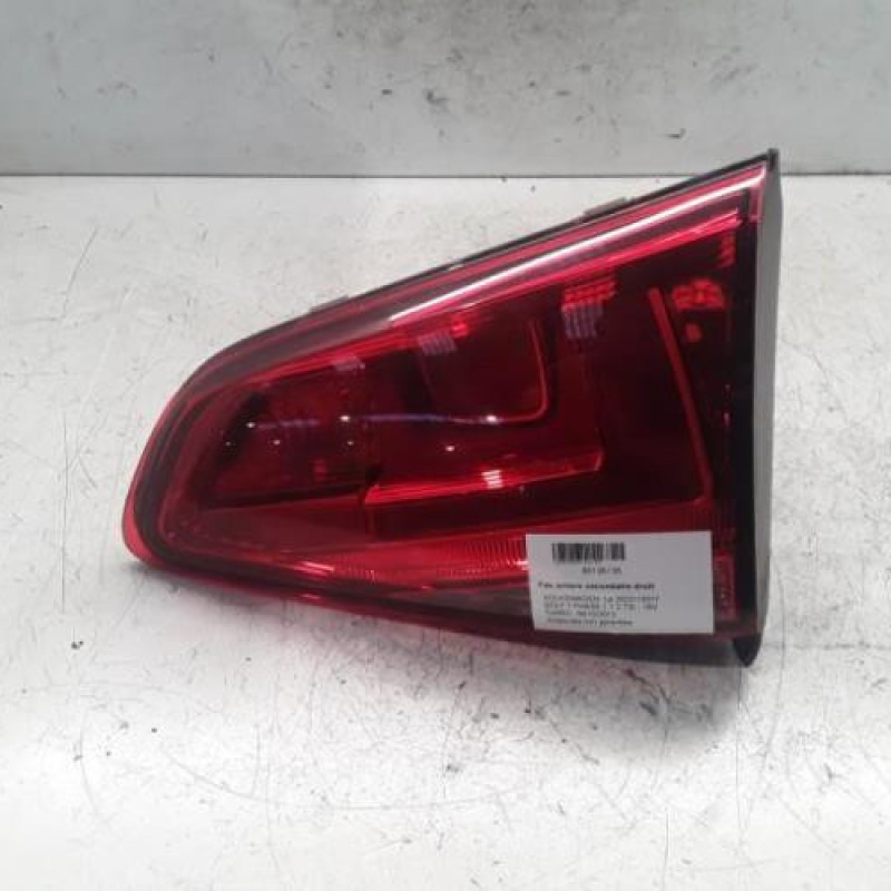 Feu arriere secondaire droit (feux) VOLKSWAGEN GOLF 7 Feu arriere secondaire droit (feux) VOLKSWAGEN GOLF 7