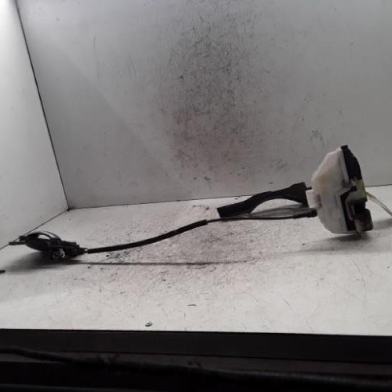Serrure avant droit CITROEN C3 1 Serrure avant droit CITROEN C3 1