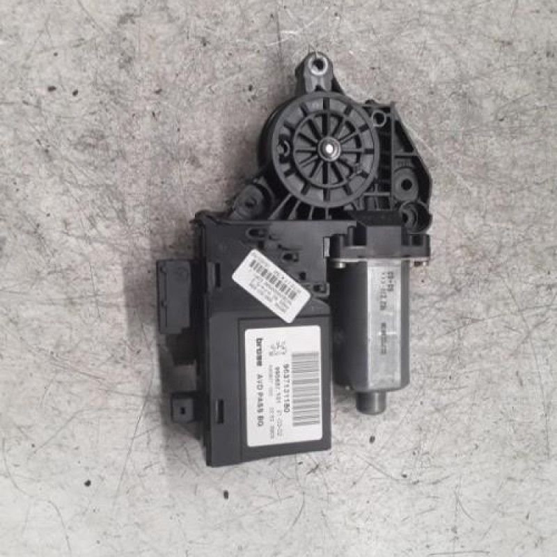 Moteur leve vitre avant droit PEUGEOT 307