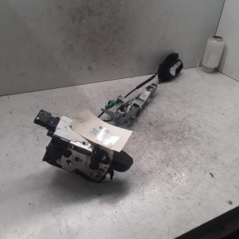 Serrure avant droit CITROEN C3 PICASSO Serrure avant droit CITROEN C3 PICASSO