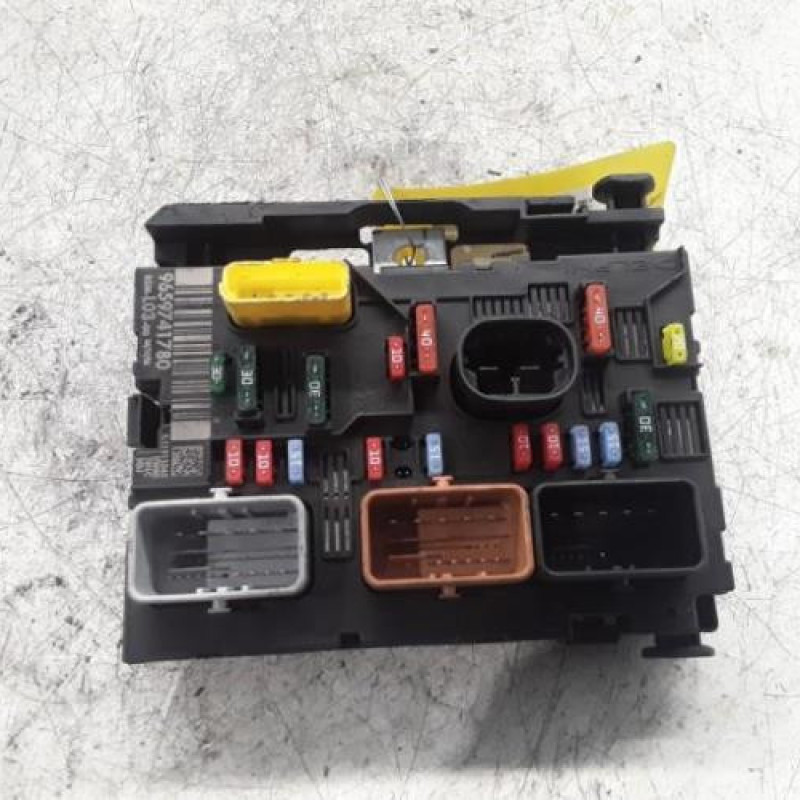 Boitier servitude moteur (BSM) PEUGEOT 207