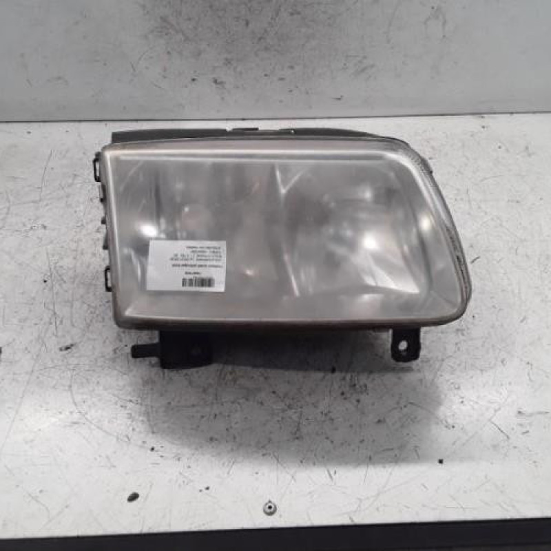 Optique avant principal droit (feux)(phare) VOLKSWAGEN POLO 3