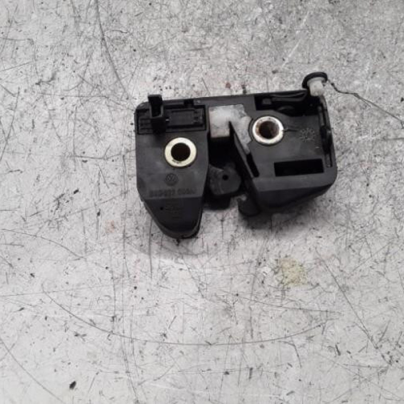 Serrure de coffre VOLKSWAGEN POLO 3 Serrure de coffre VOLKSWAGEN POLO 3
