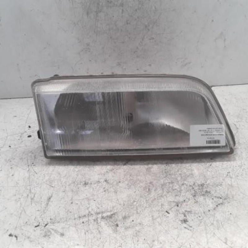 Optique avant principal droit (feux)(phare) CITROEN ZX