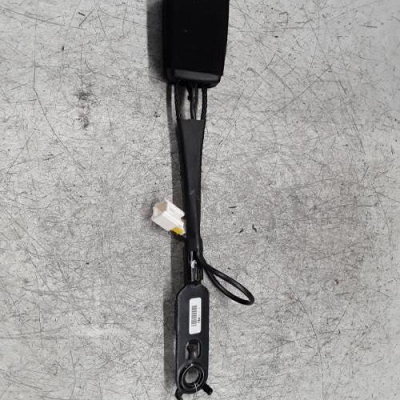 Attache ceinture avant droit PEUGEOT 3008 1