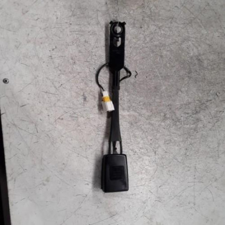 Attache ceinture avant gauche PEUGEOT 3008 1