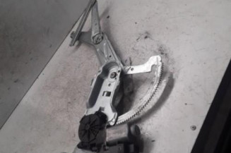 Leve vitre electrique avant droit OPEL MERIVA A Photo n°4