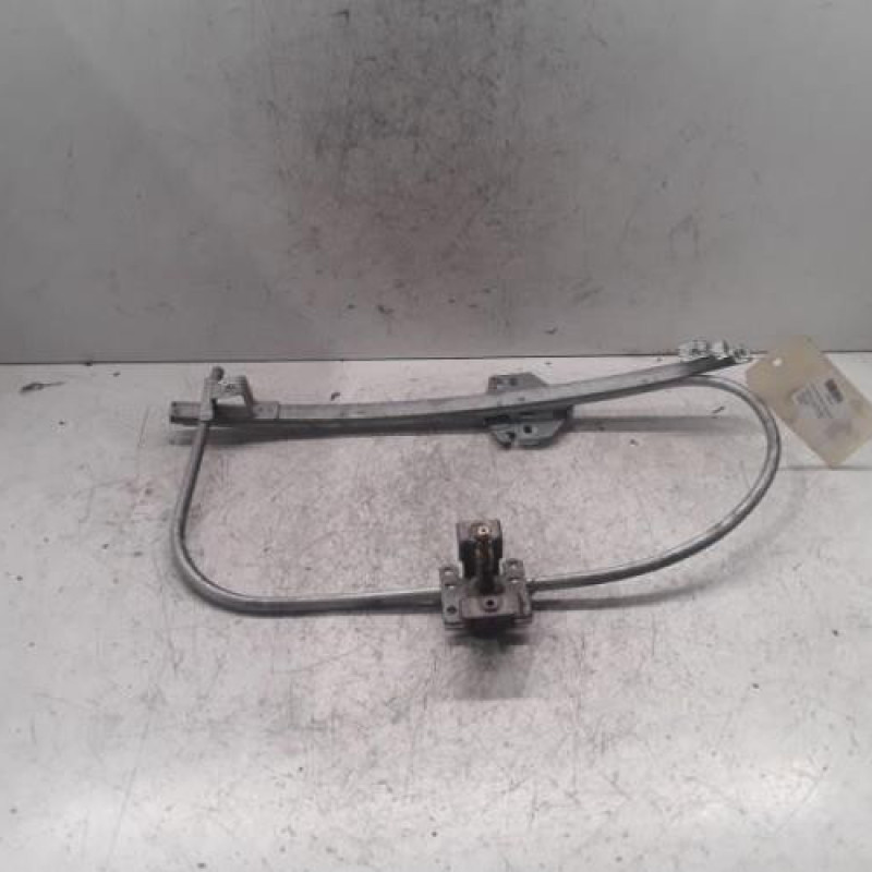 Leve vitre mecanique arriere gauche RENAULT CLIO 1