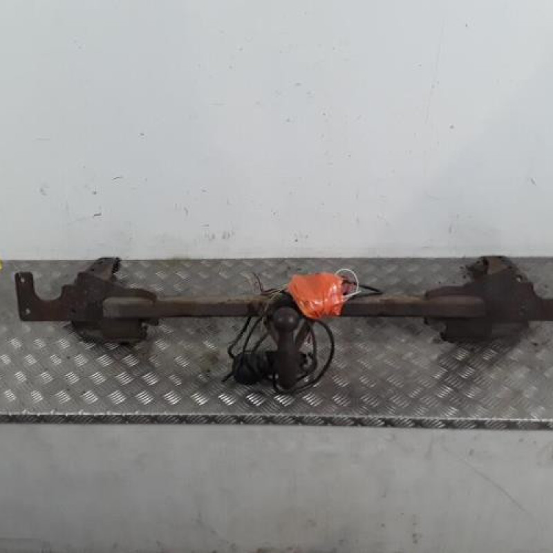 Attelage (boule de remorquage) CITROEN C4 GRAND PICASSO 1
