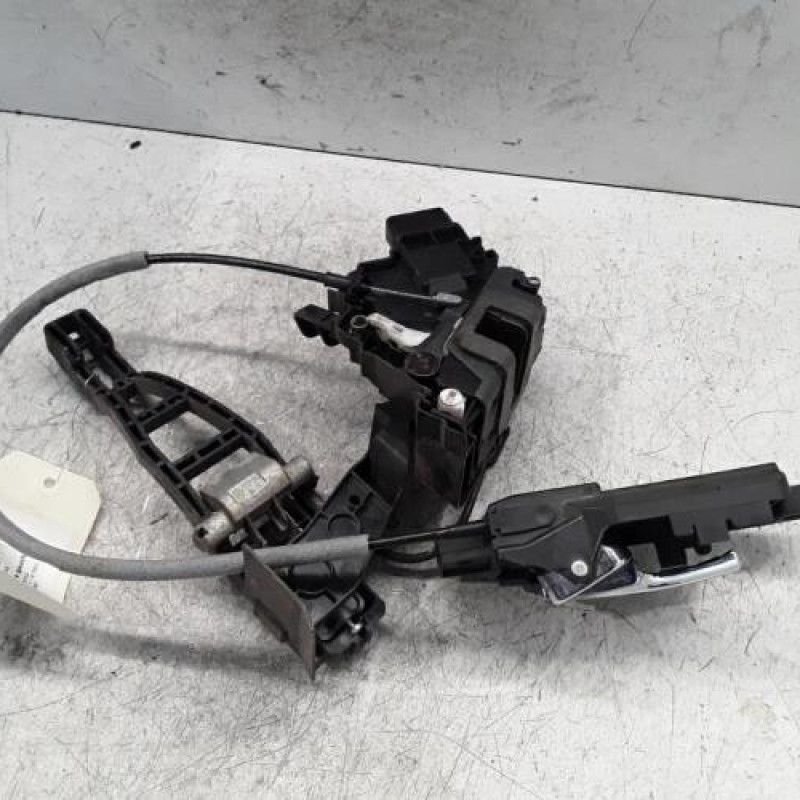Serrure arriere gauche FORD S-MAX 1