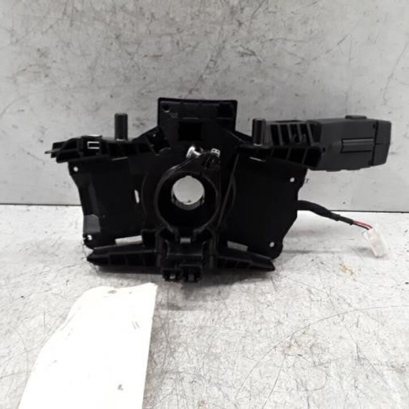 Com (Bloc Contacteur Tournant+Commodo Essuie Glace+Commodo Phare) RENAULT CLIO 4