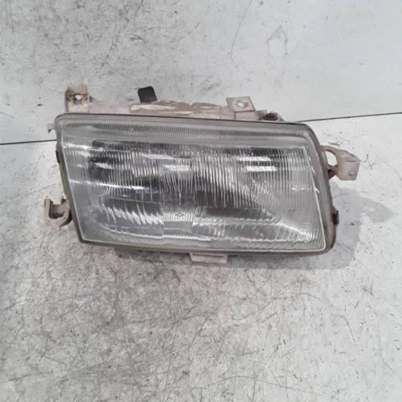 Optique avant principal droit (feux)(phare) OPEL ASTRA F