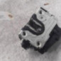 Serrure avant droit DACIA DUSTER 1