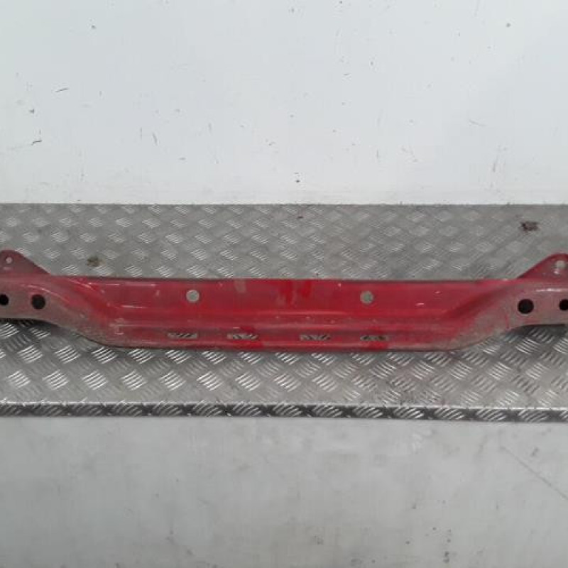 Renfort pare choc arriere (traverse) TOYOTA AYGO 1