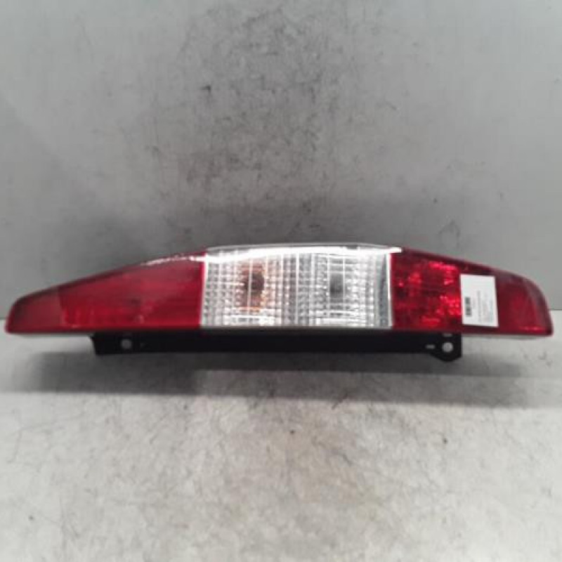 Feu arriere principal droit (feux) FIAT DOBLO 1 Feu arriere principal droit (feux) FIAT DOBLO 1