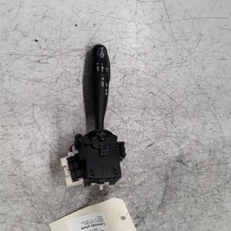 Commodo phare DAIHATSU TREVIS Commodo phare DAIHATSU TREVIS
