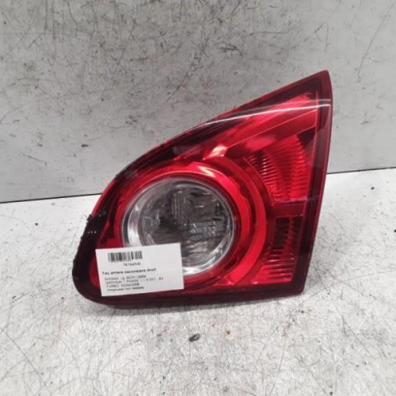 Feu arriere secondaire droit (feux) NISSAN QASHQAI 1 Feu arriere secondaire droit (feux) NISSAN QASHQAI 1