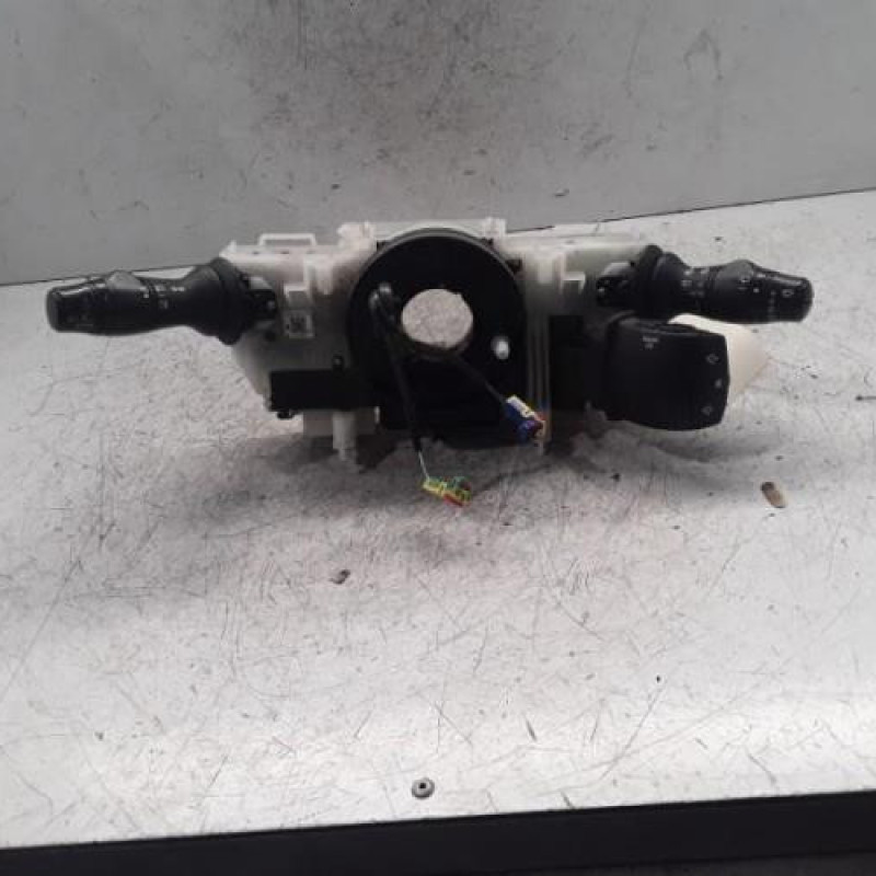 Com (Bloc Contacteur Tournant+Commodo Essuie Glace+Commodo Phare) RENAULT LAGUNA 3