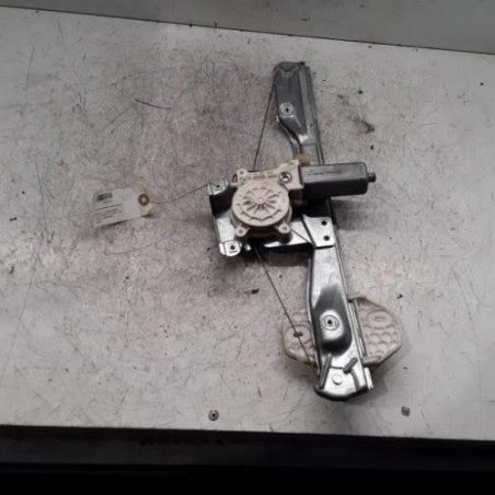 Leve vitre electrique arriere gauche RENAULT CLIO 2 Photo n°1
