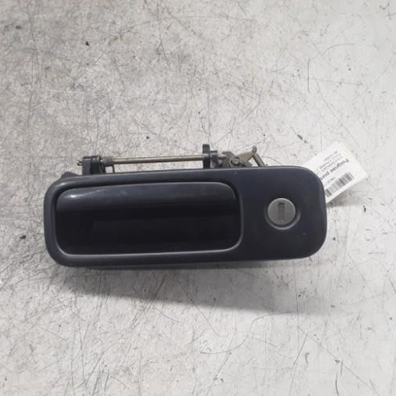 Poignee porte coffre VOLKSWAGEN POLO 3 Poignee porte coffre VOLKSWAGEN POLO 3