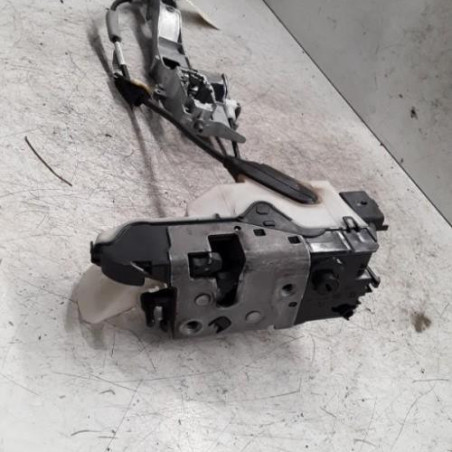 Serrure avant gauche PEUGEOT 208 1