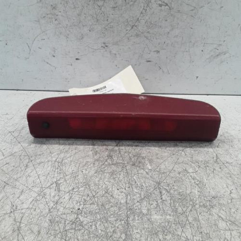 Feu arriere stop central OPEL CORSA D
