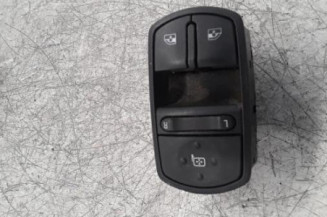 Interrupteur de leve vitre avant gauche OPEL CORSA D Photo n°1