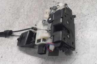 Serrure avant droit VOLKSWAGEN GOLF 4