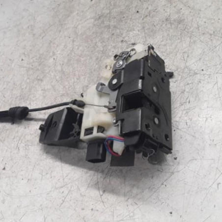 Serrure avant droit VOLKSWAGEN GOLF 4