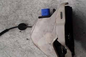 Serrure arriere droit VOLKSWAGEN GOLF 5 Photo n°3