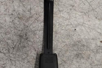 Attache ceinture avant droit PEUGEOT 107