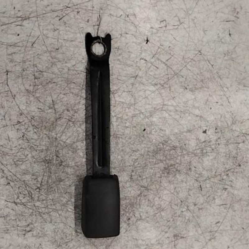 Attache ceinture avant gauche PEUGEOT 107