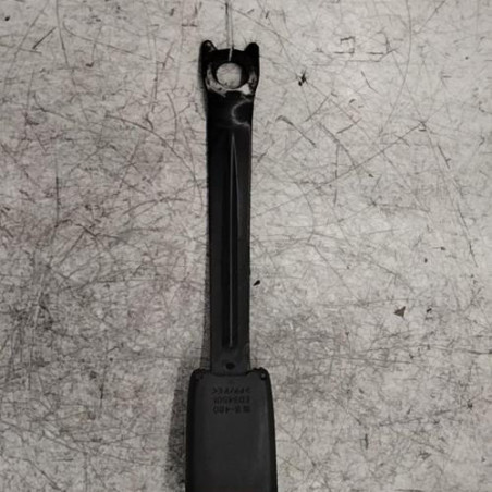 Attache ceinture avant gauche PEUGEOT 107